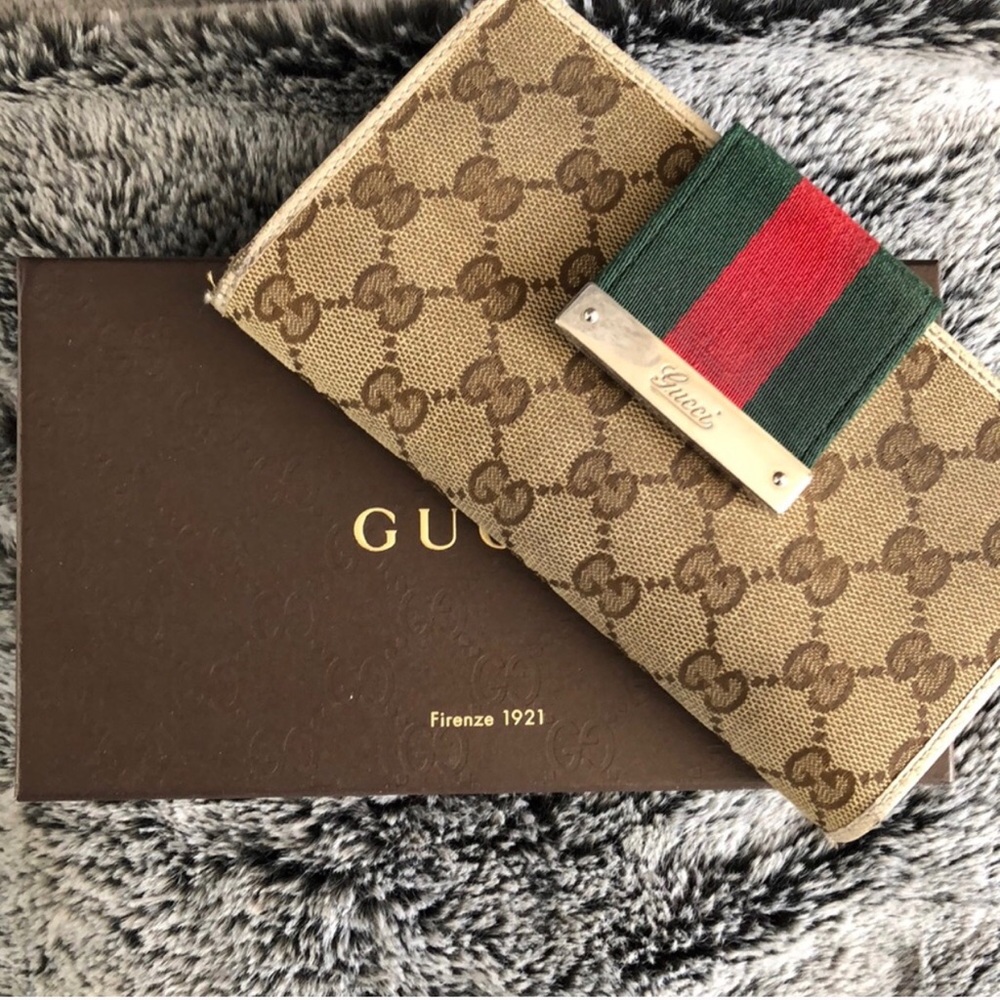 Auth. Gucci Wallet (Final price!)